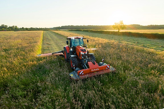 Kubota M7-174 Premium KVT 24 of 30