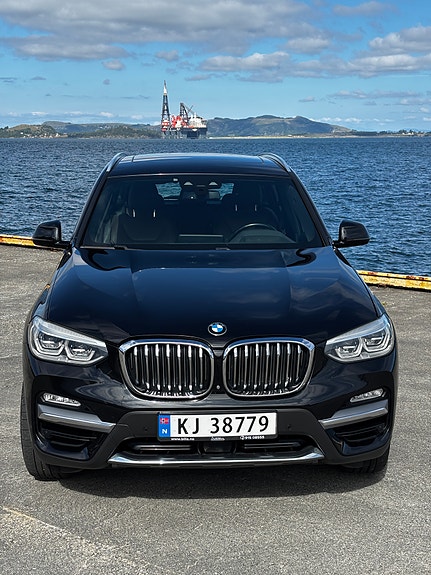 BMW X3 2 of 30