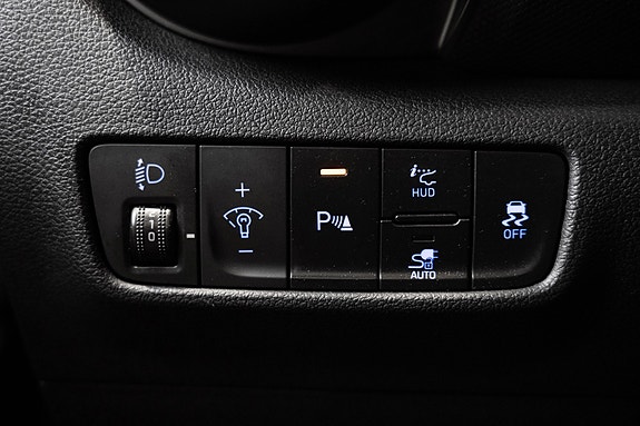 Hyundai Kona 30 of 30