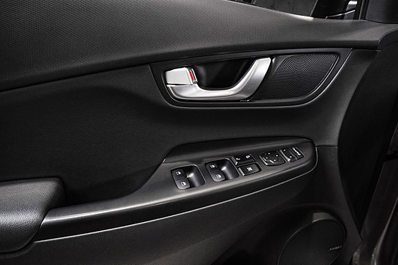 Hyundai Kona 25 of 30
