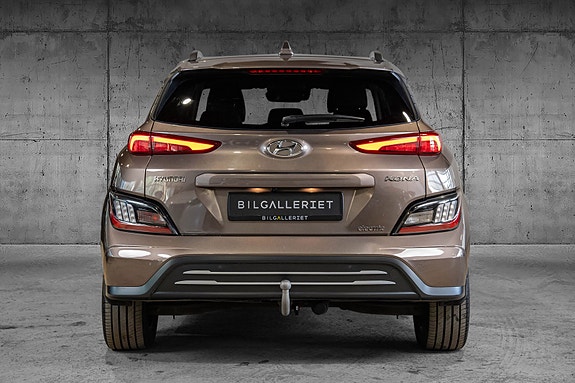 Hyundai Kona 8 of 30