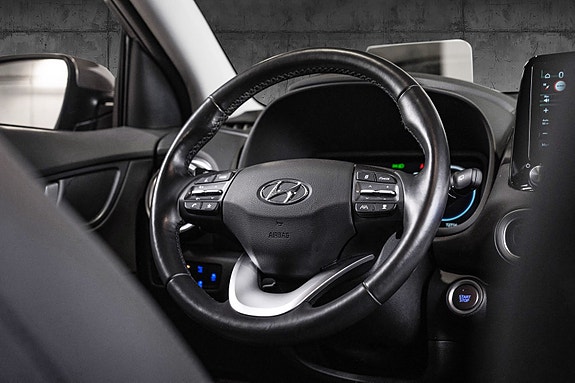 Hyundai Kona 17 of 30