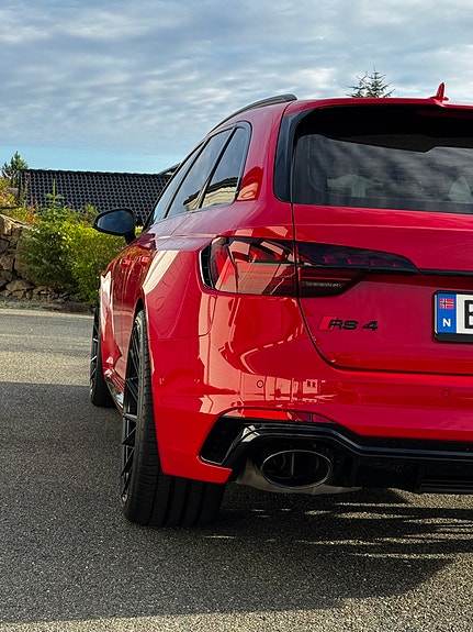 Audi RS4 8 of 26