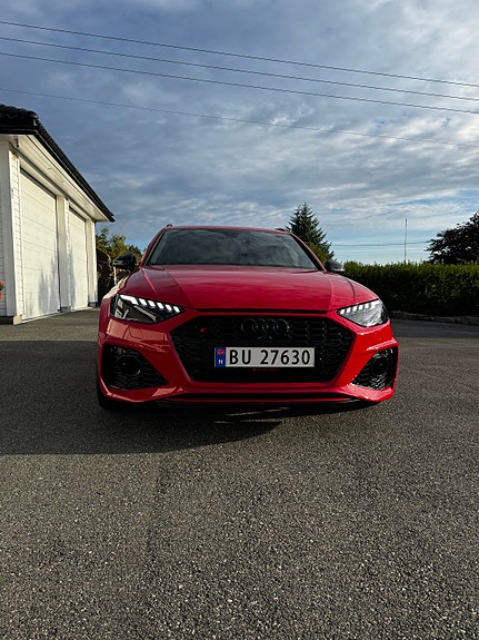 Audi RS4 4 of 26
