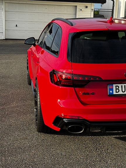 Audi RS4 7 of 26