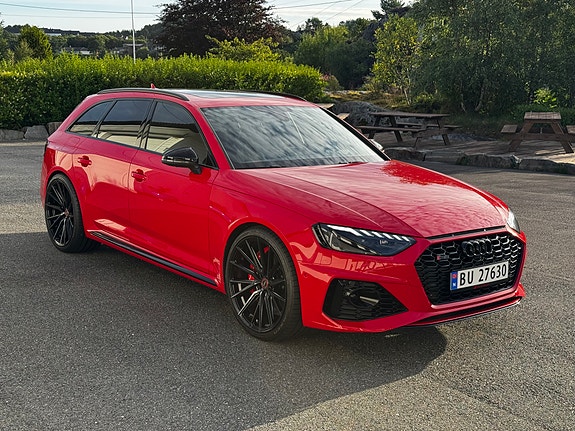 Audi RS4 3 of 26