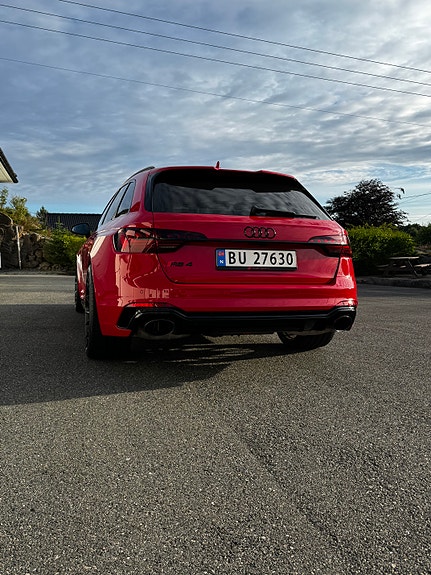 Audi RS4 6 of 26