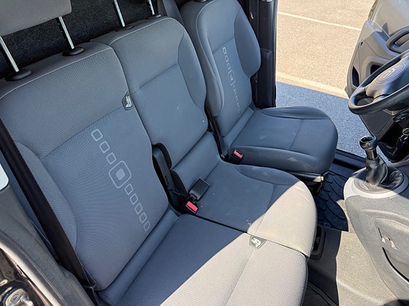 Citroen Berlingo 14 of 21
