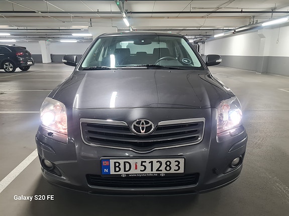 Toyota Avensis 7 of 21