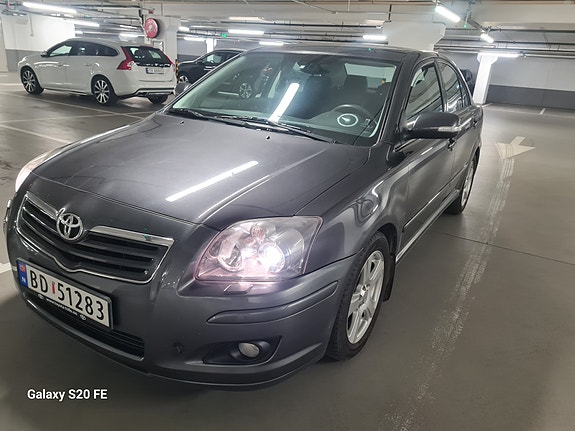 Toyota Avensis 12 of 21