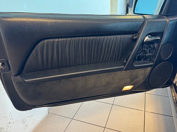 Mercedes-Benz SL280 7 of 20