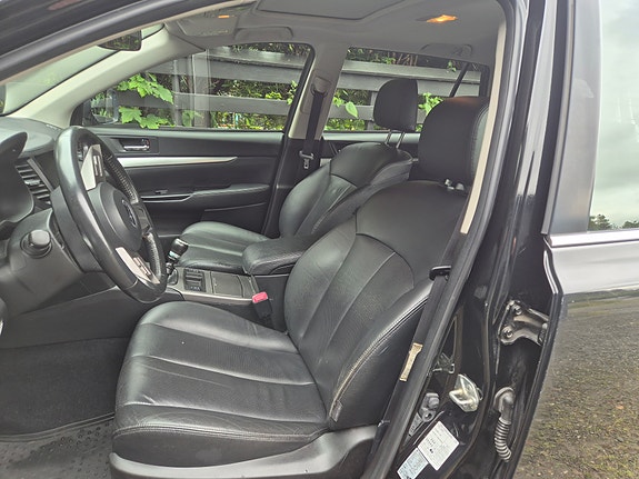 Subaru Outback 8 of 14