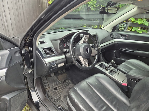 Subaru Outback 10 of 14