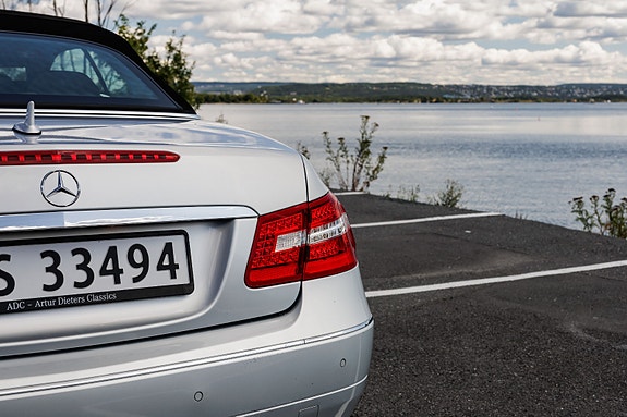 Mercedes-Benz E200 26 of 30