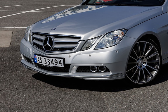 Mercedes-Benz E200 7 of 30