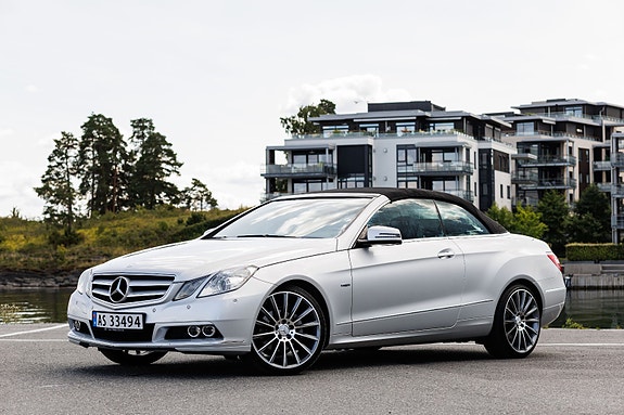 Mercedes-Benz E200 21 of 30