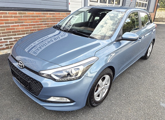 Hyundai i20 4 of 17