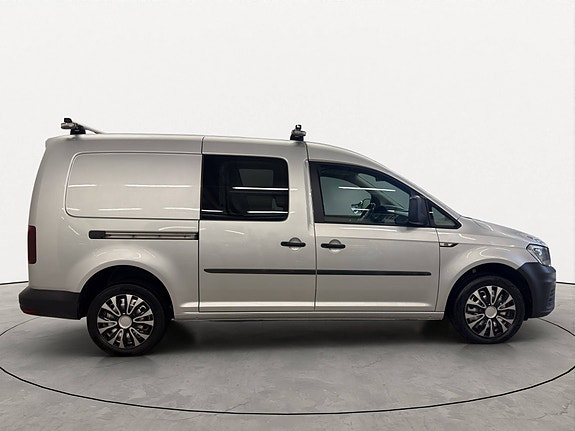 Volkswagen Caddy Maxi 2 of 30