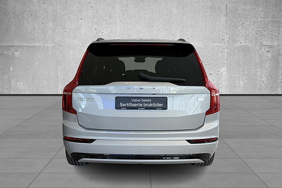 Volvo XC90 8 of 30