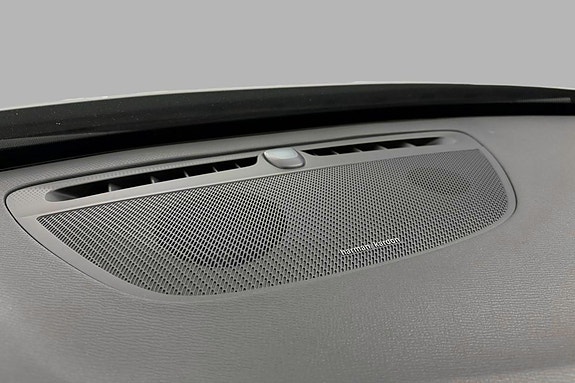 Volvo XC90 29 of 30