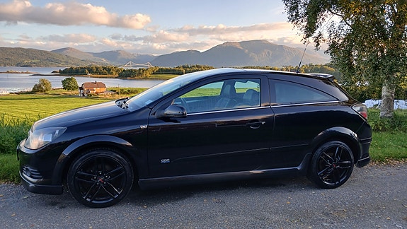 Opel Astra 4 of 19