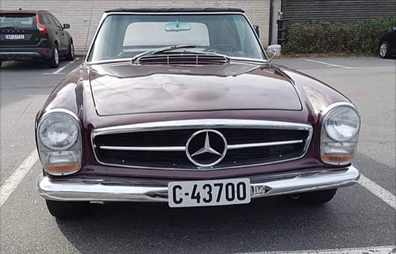 Mercedes-Benz 230 SL 5 of 5