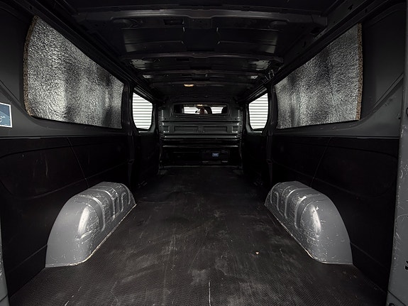 Renault Trafic 23 of 24