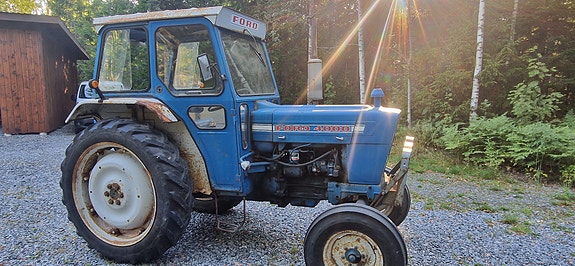 Ford 4000 3 of 25