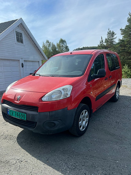 Peugeot Partner 4 of 9