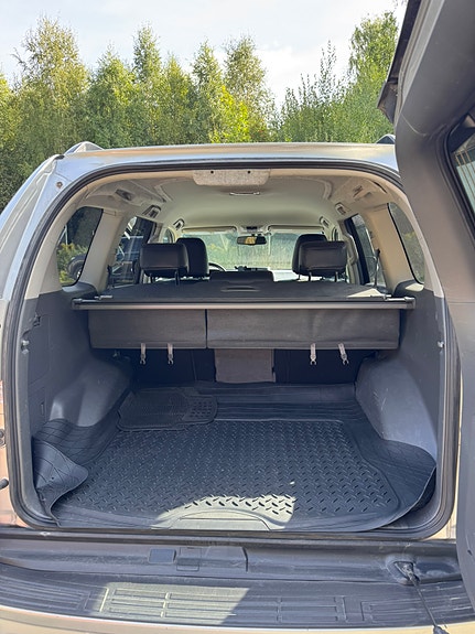 Toyota Land Cruiser 21 of 28