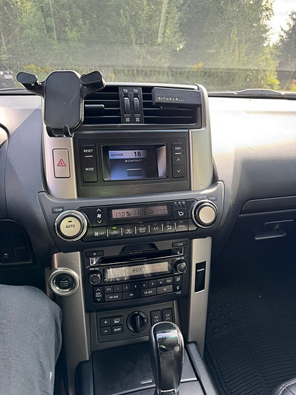 Toyota Land Cruiser 15 of 28
