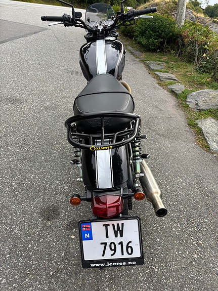 BSA Gold Star 650 4 of 9