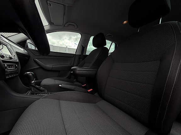 Skoda Rapid Spaceback 13 of 26