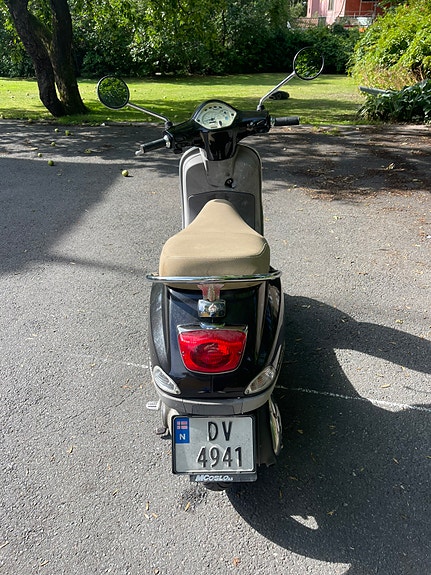Vespa 50S 4T 4 of 10