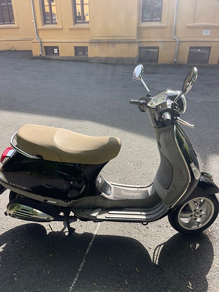 Vespa 50S 4T 5 of 10