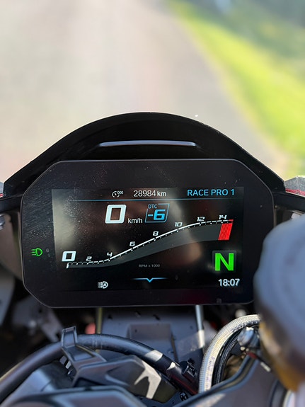 BMW S 1000 RR 14 of 14