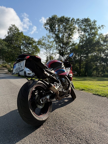 BMW S 1000 RR 5 of 14