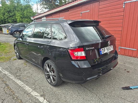 Skoda Fabia 2 of 24