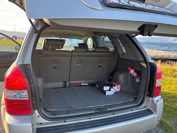 Hyundai Tucson 5 of 9