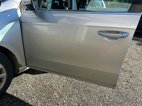 Volkswagen Passat 6 of 18