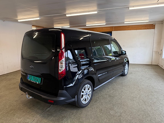 Ford Transit Connect 5 of 20
