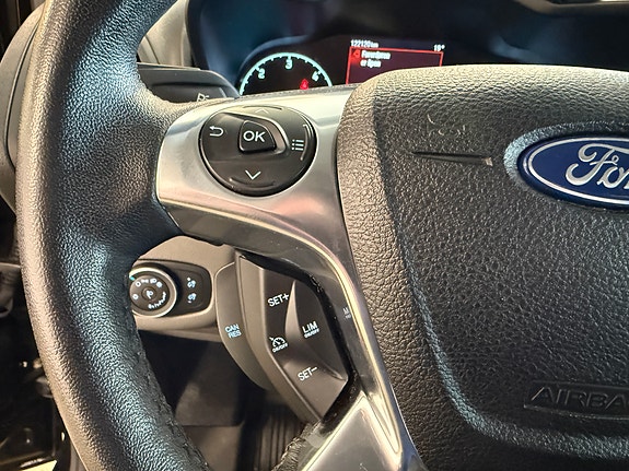 Ford Transit Connect 12 of 20