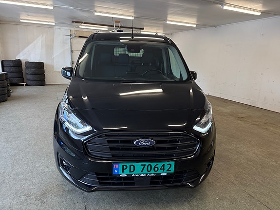 Ford Transit Connect 8 of 20