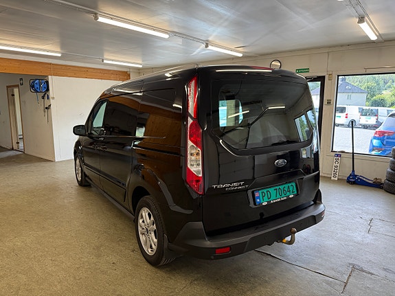 Ford Transit Connect 3 of 20