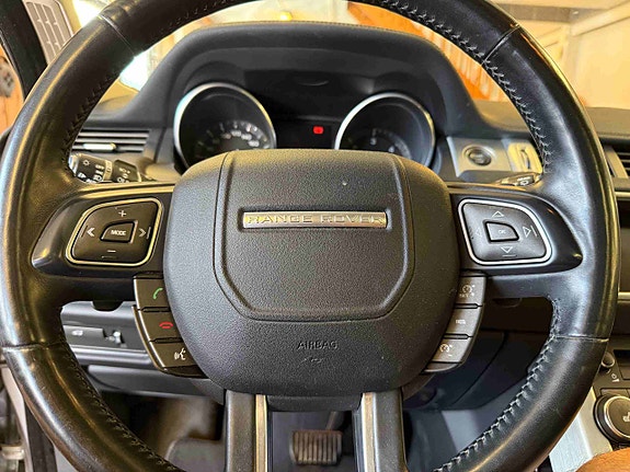 Land Rover Range Rover Evoque 29 of 30