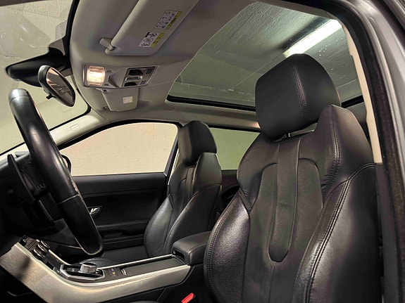 Land Rover Range Rover Evoque 16 of 30
