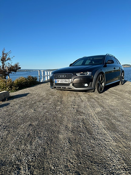 Audi A4 allroad 2 of 19