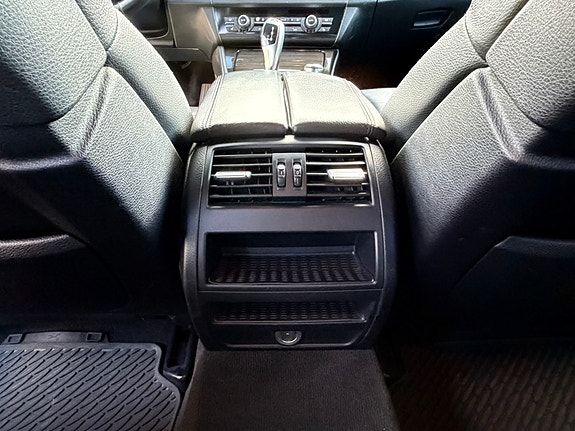 BMW 520d 15 of 27
