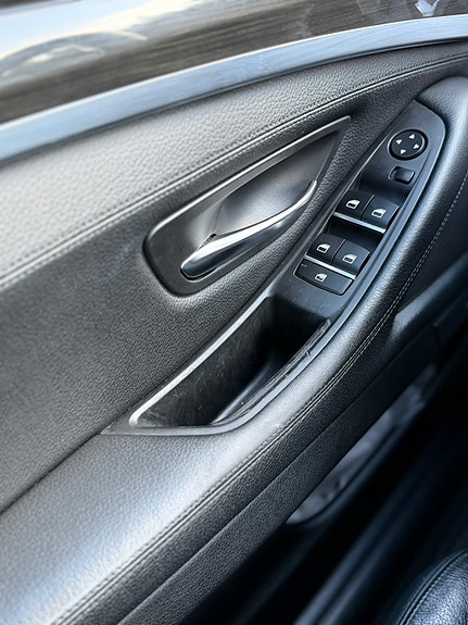 BMW 520d 12 of 27