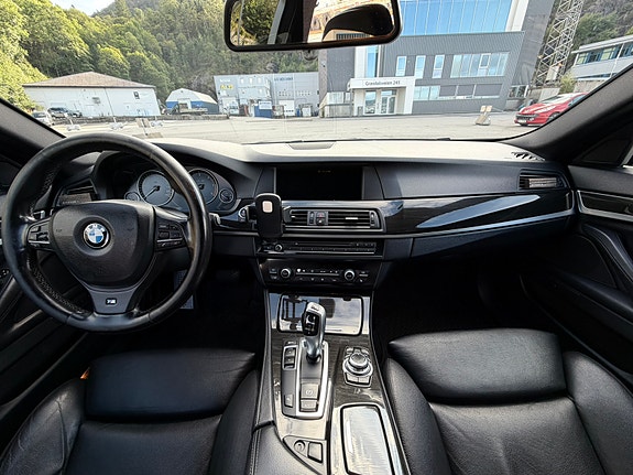 BMW 520d 16 of 27